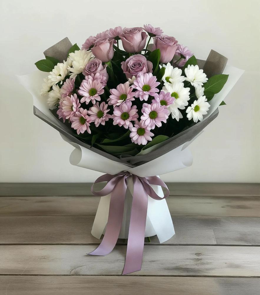 Букет цветов из: Хризантемы и Розы в Ленинск-Кузнецком