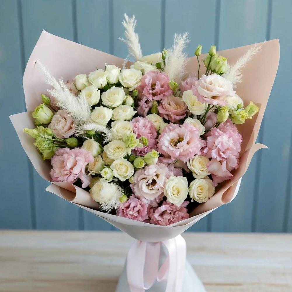 Букет цветов из: Альстромерии и Розы в Ленинск-Кузнецком