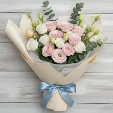 Букет цветов из:  Лизиантусы в Ленинск-Кузнецком