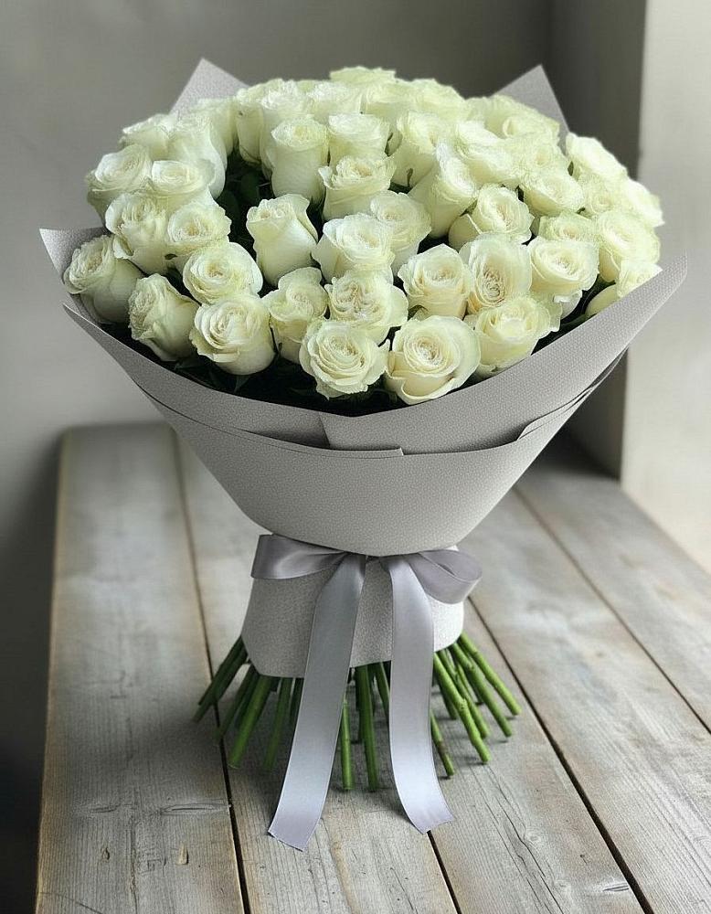 Букет 35 Белых роз в Ленинск-Кузнецком