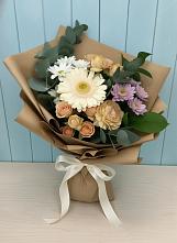 Букет цветов из:  Герберы и Хризантемы в Ленинск-Кузнецком