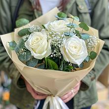Букет цветов из:  Розы в Ленинск-Кузнецком