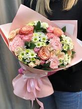 Букет нежные объятья в Ленинск-Кузнецком Букет цветов из: Гвоздики, Розы и Хризантемы в Ленинск-Кузнецком