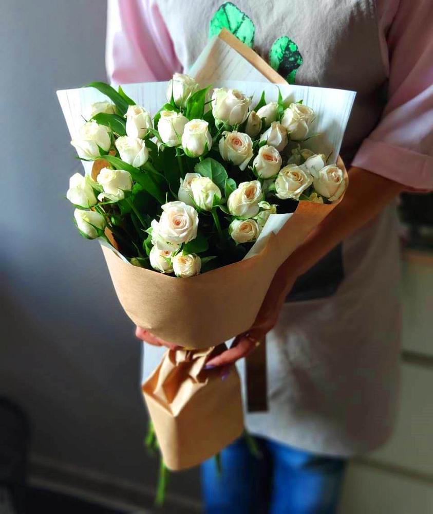 Букет цветов из: Розы в Ленинск-Кузнецком