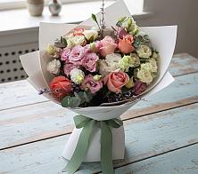 Букет цветов из:  Розы, Лизиантусы и Гвоздики #REPLACE_PRED# Ленинск-Кузнецком