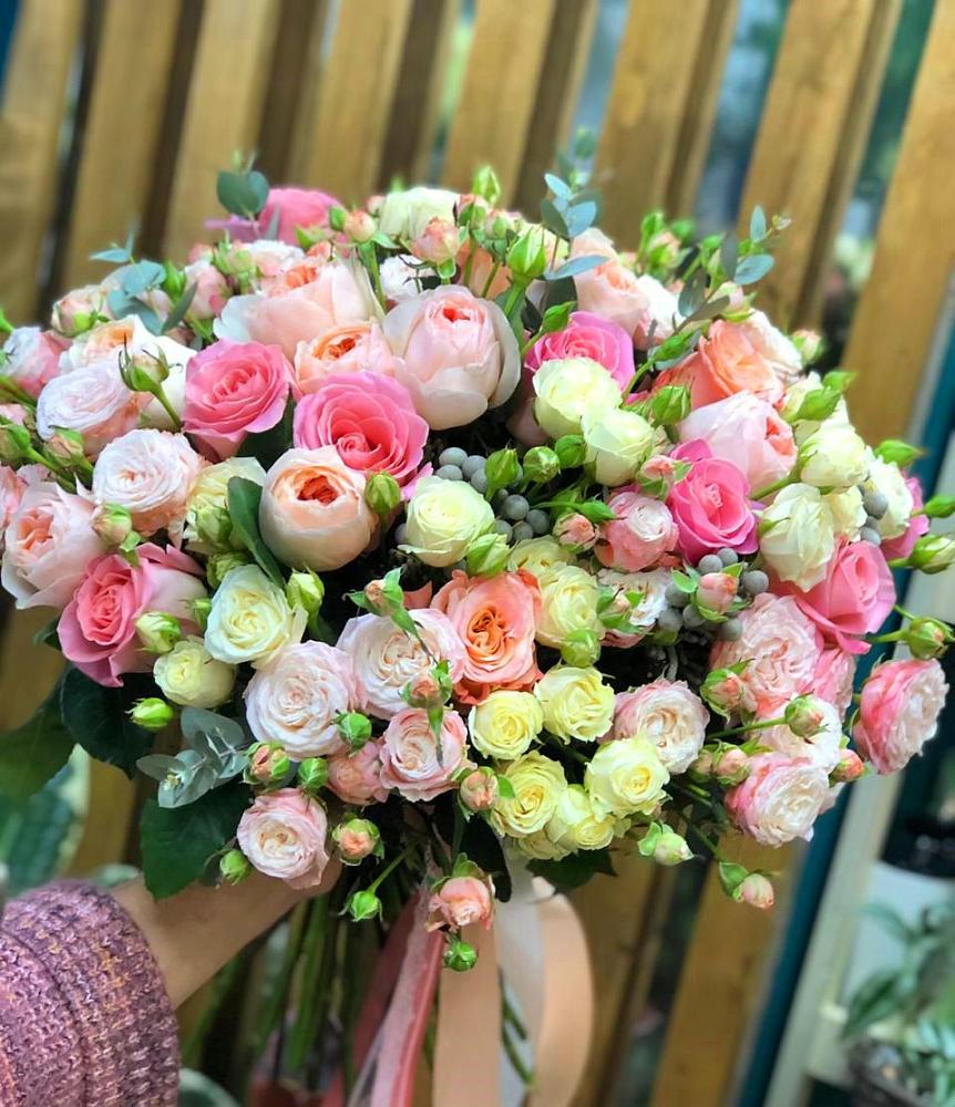 Букет цветов из: Розы в Ленинск-Кузнецком