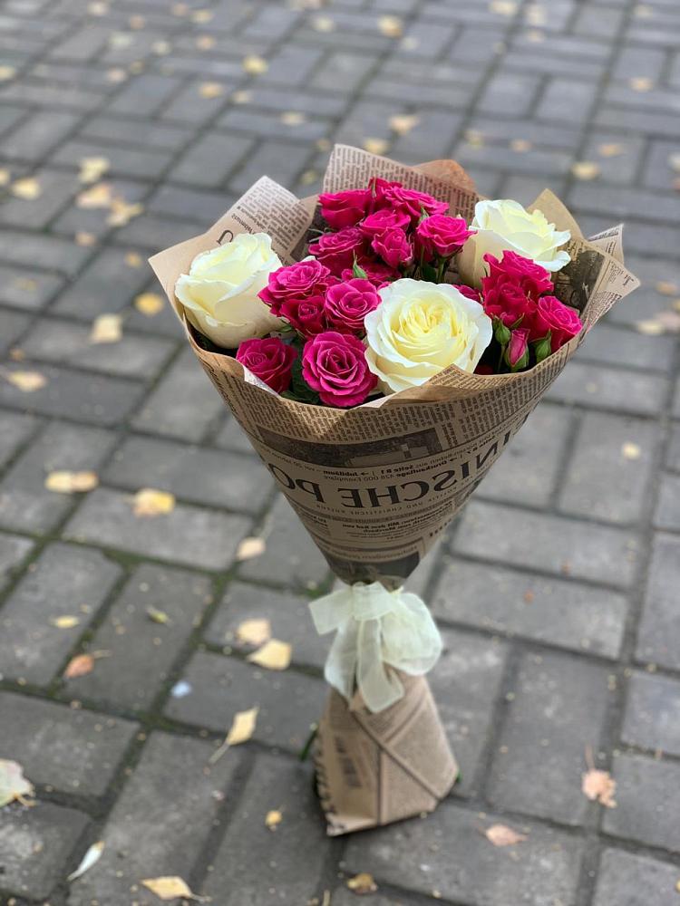 Букет цветов из: Розы в Ленинск-Кузнецком