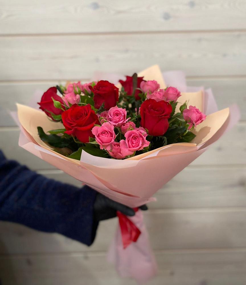 Букет цветов из: Розы в Ленинск-Кузнецком