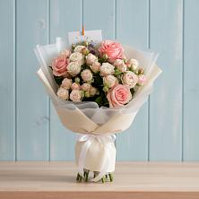 Букет цветов из:  Розы в Ленинск-Кузнецком